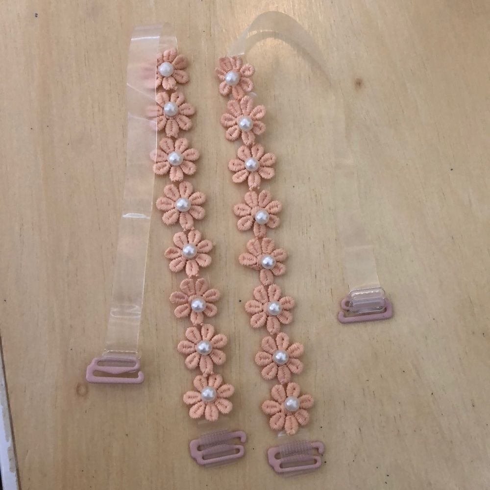 Peach flower pearl decorative bra straps. - Picture 4 of 5